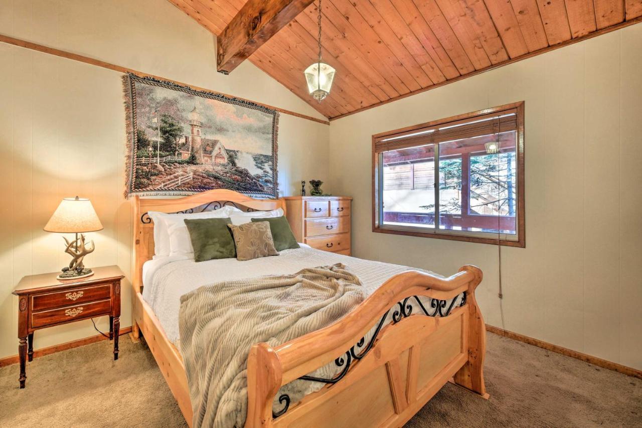 Lake Arrowhead Cabin With Deck And Stunning Mtn Views! San Bernardino Ngoại thất bức ảnh